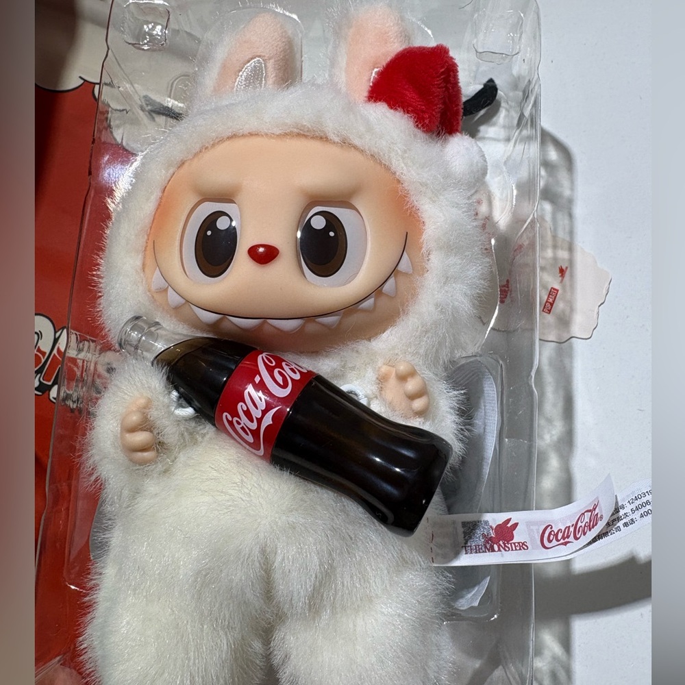 Authentic Labubu Coca-Cola - Picture 10 of 16